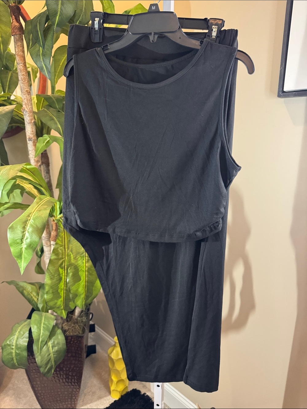 Women's Two piece/ Black Top / Skirt set. Size L